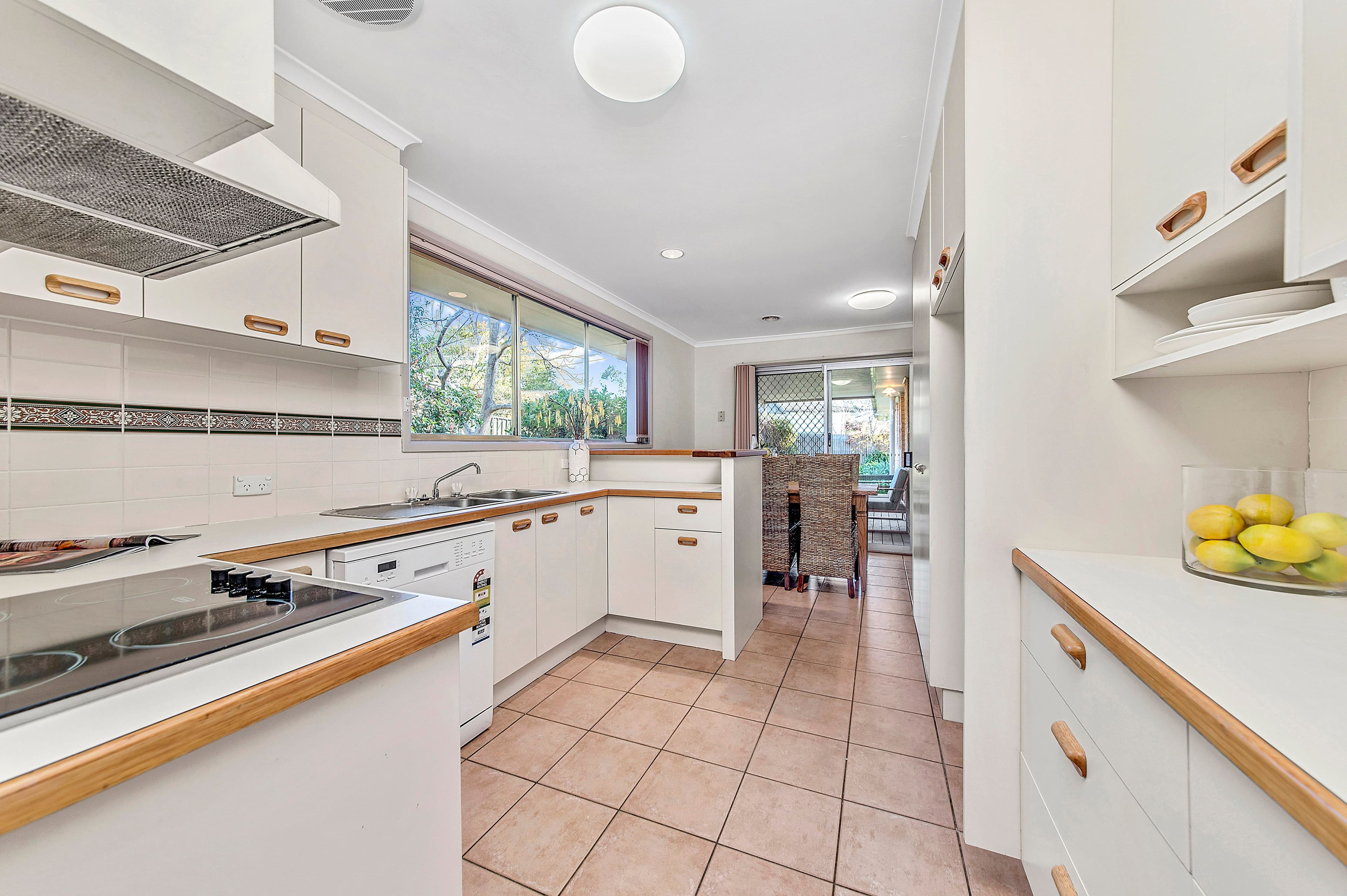 122 Streeton Drive, Rivett ACT 2611, Rivett - Thumbnail 6