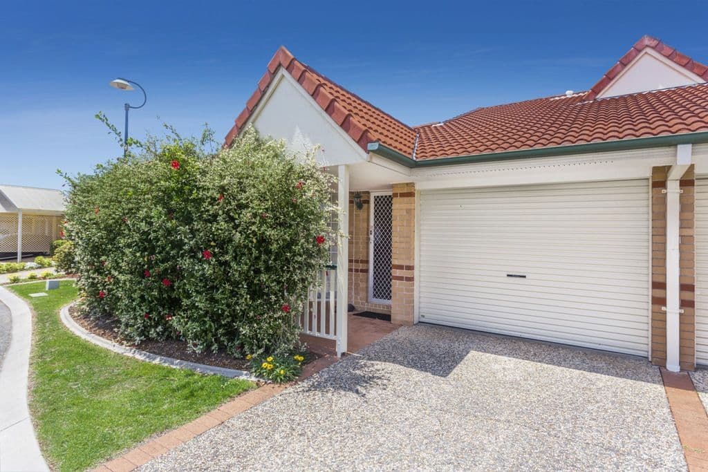 7 Kirra Close, Kewarra Beach - Image 1