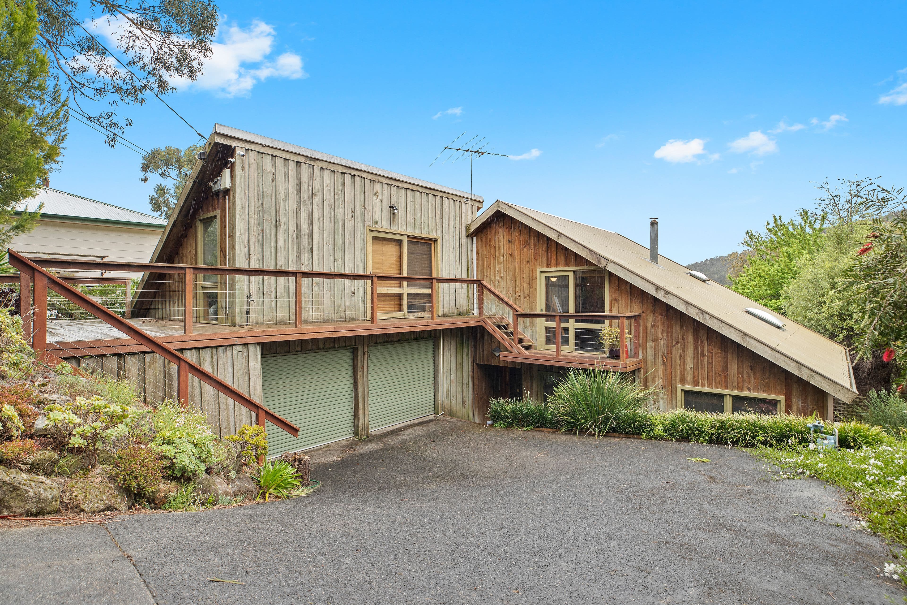 11 Birdwood Avenue, Ferntree Gully VIC 3156, Ferntree Gully - Image 1