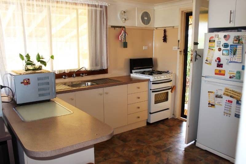 15 Mckibbin Street, CANLEY HEIGHTS NSW 2166, Canley Heights - Thumbnail 3