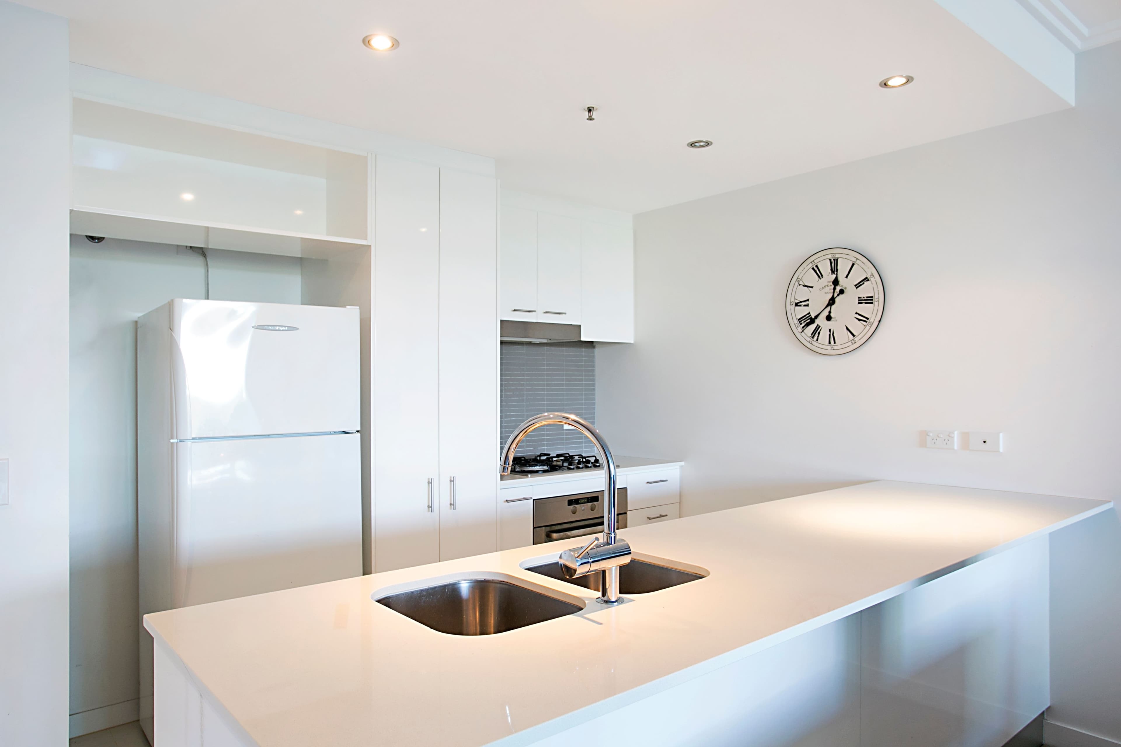 1105 'Freshwater Point' 33 T E Peters Drive, Broadbeach Waters QLD 4218, Broadbeach Waters - Thumbnail 5