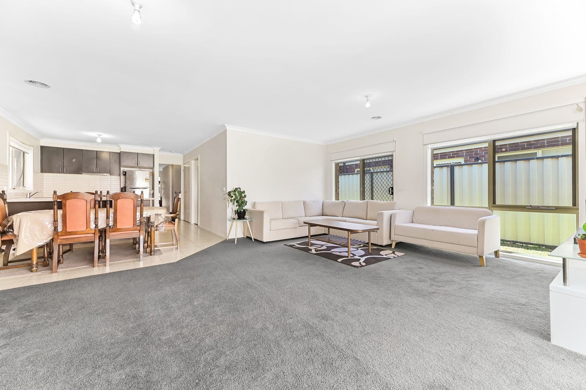8 Mcfarlane Crescent, Dandenong VIC 3175, Dandenong - Thumbnail 3