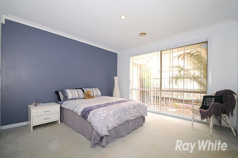 10 Turnberry Court, Rowville VIC 3178, Rowville - Thumbnail 8