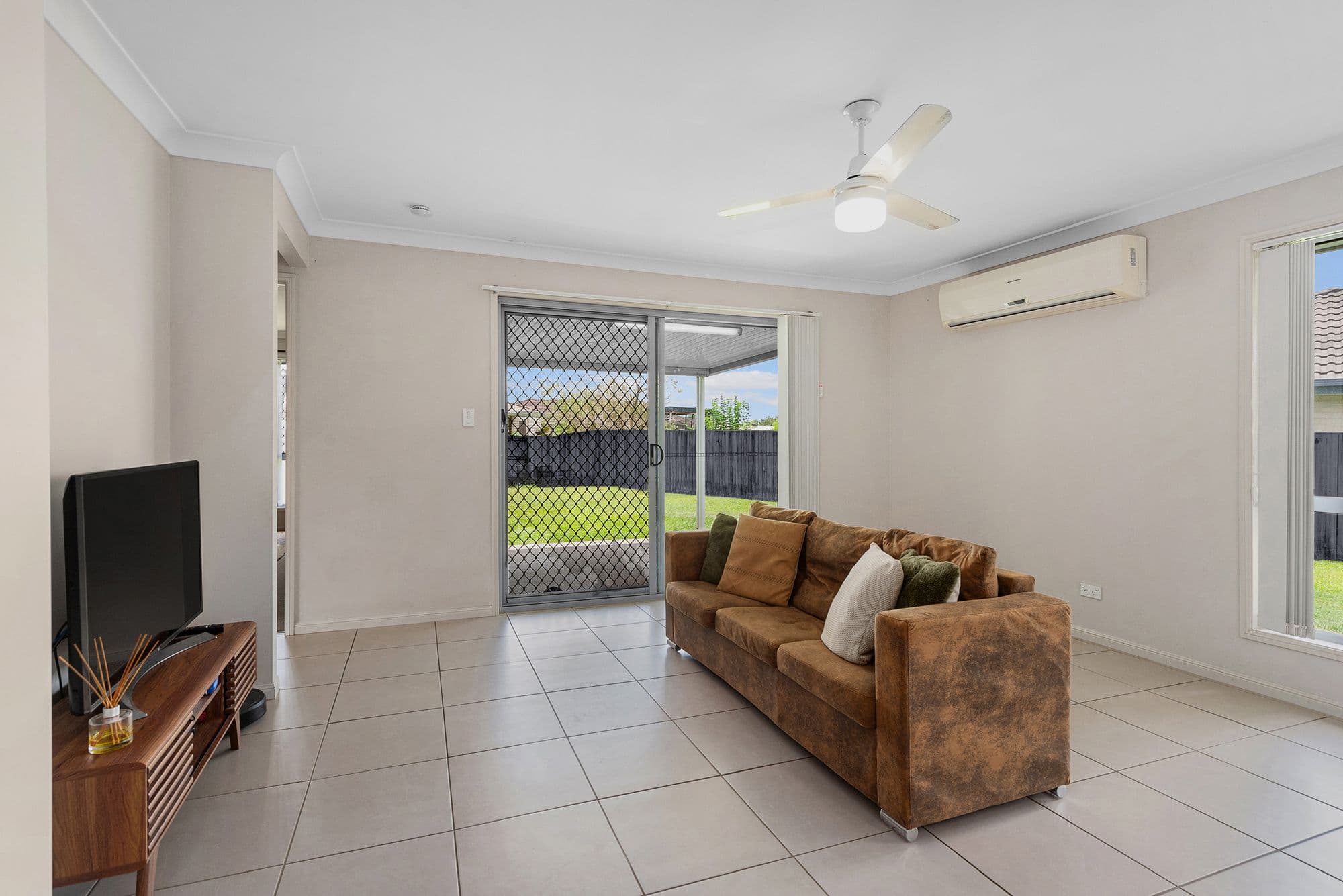 28 Hedges Avenue, Burpengary QLD 4505, Burpengary - Thumbnail 5