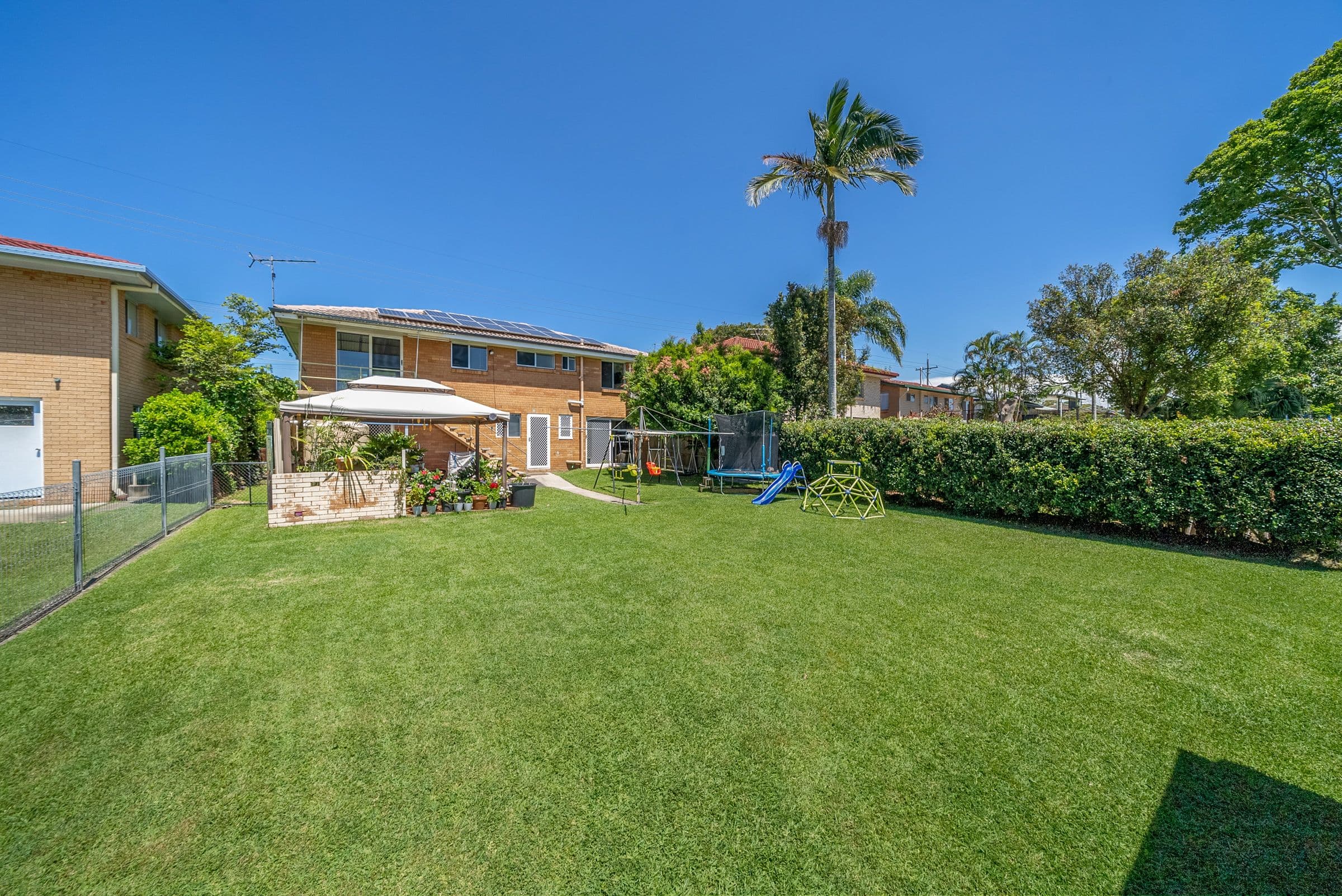 59a Scarborough Road, Redcliffe QLD 4020, Redcliffe - Thumbnail 2