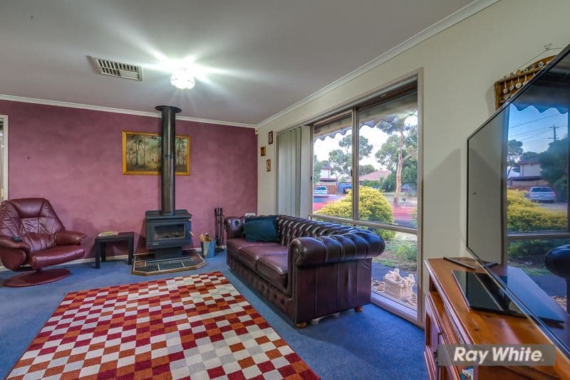 34 Kathleen Crescent, Hoppers Crossing VIC 3029, Hoppers Crossing - Thumbnail 5