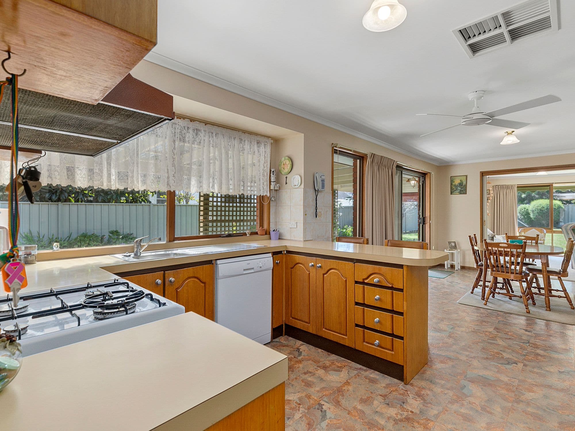17 Guild Street, Seymour VIC 3660, Seymour - Thumbnail 2