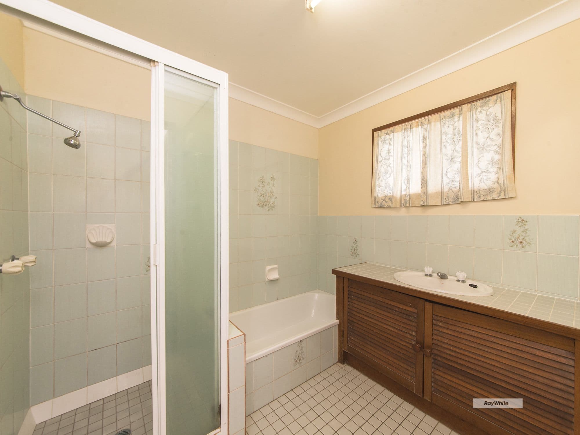 2 Cheney Street, Norman Gardens QLD 4701, Norman Gardens - Thumbnail 6