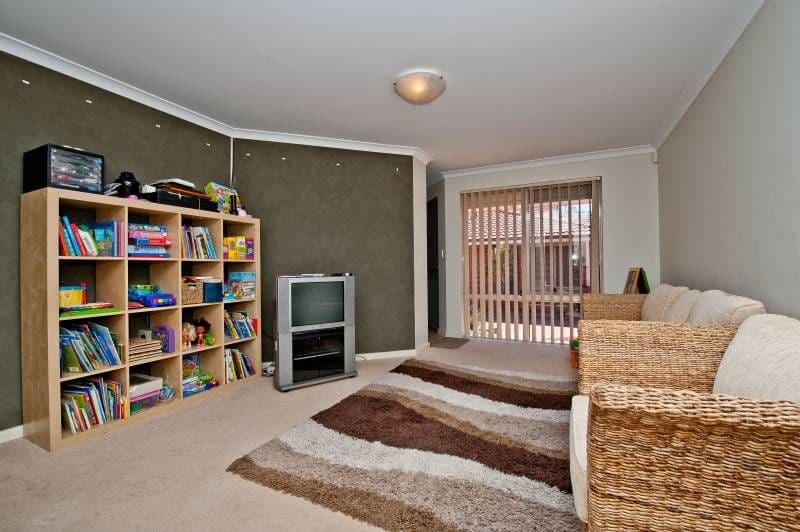 38A Pearl Road, CLOVERDALE WA 6105, Cloverdale - Thumbnail 2
