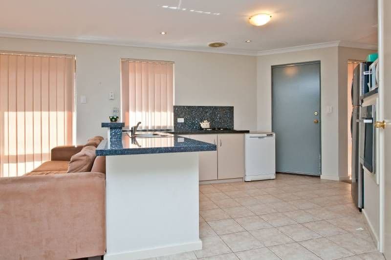38A Pearl Road, CLOVERDALE WA 6105, Cloverdale - Thumbnail 6