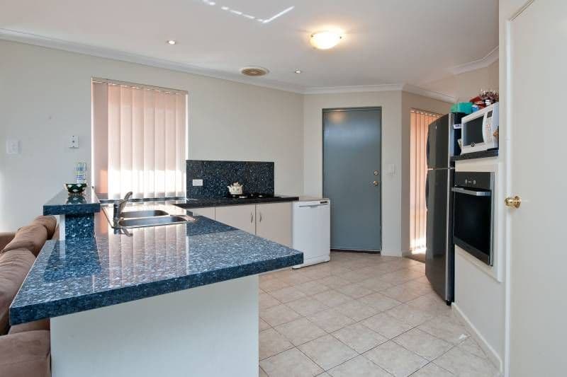 38A Pearl Road, CLOVERDALE WA 6105, Cloverdale - Thumbnail 8