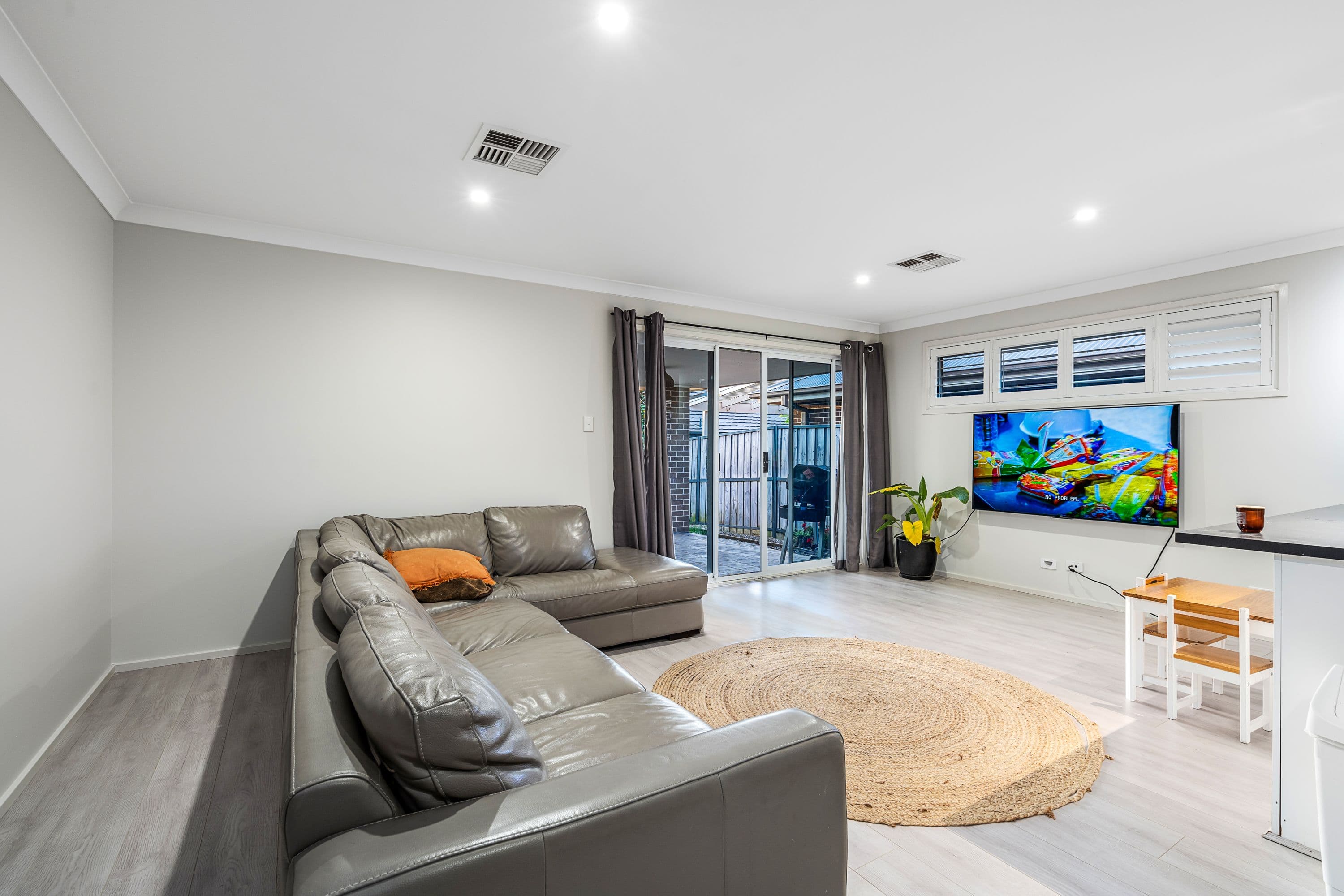 14 Muscari Street, The Ponds NSW 2769, The Ponds - Thumbnail 2