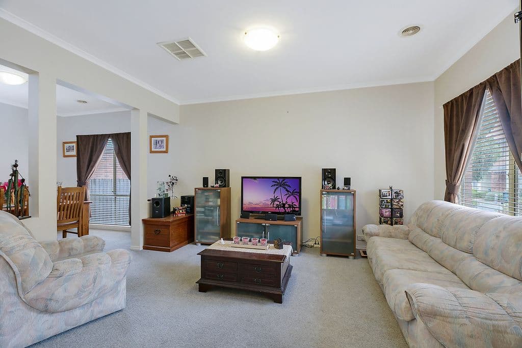 16 Mat Rush Avenue, Bundoora VIC 3083, Bundoora - Thumbnail 5