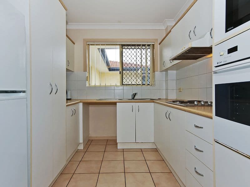 92 Stoneleigh Street, LUTWYCHE QLD 4030, Lutwyche - Thumbnail 4
