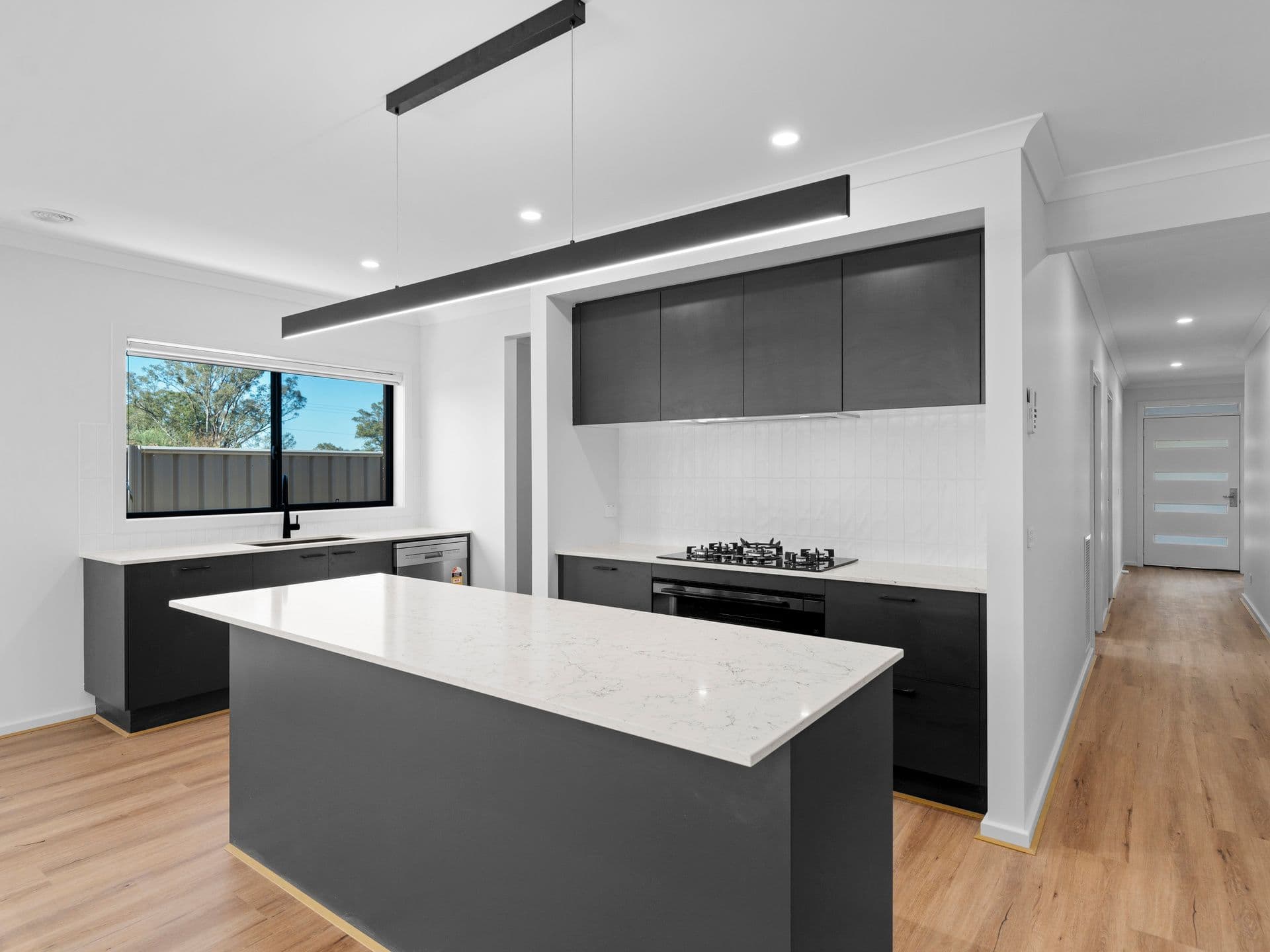 43 Senator Drive, Benalla VIC 3672, Benalla - Thumbnail 4