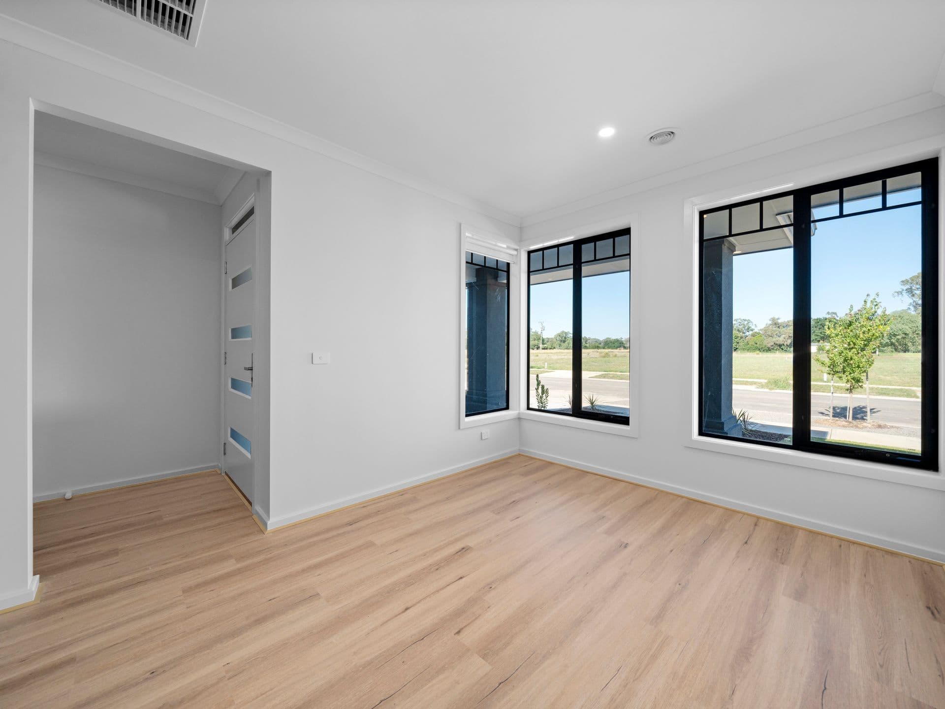 43 Senator Drive, Benalla VIC 3672, Benalla - Thumbnail 7