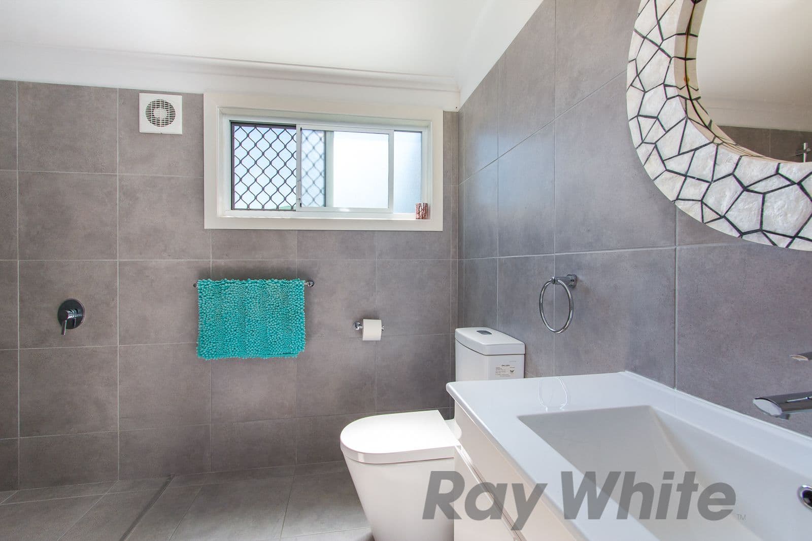 32 Moody Street, Balwyn North, Balwyn North - Thumbnail 2