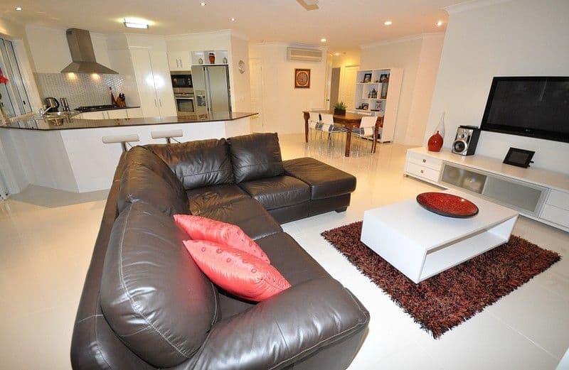 25 Fitzalan Circuit, ARUNDEL QLD 4214, Arundel - Thumbnail 7