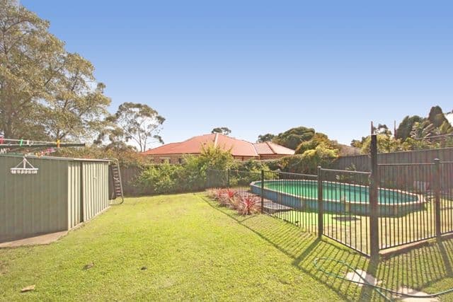 55 Aberfeldy Crescent, ST ANDREWS NSW 2566, St Andrews - Thumbnail 4