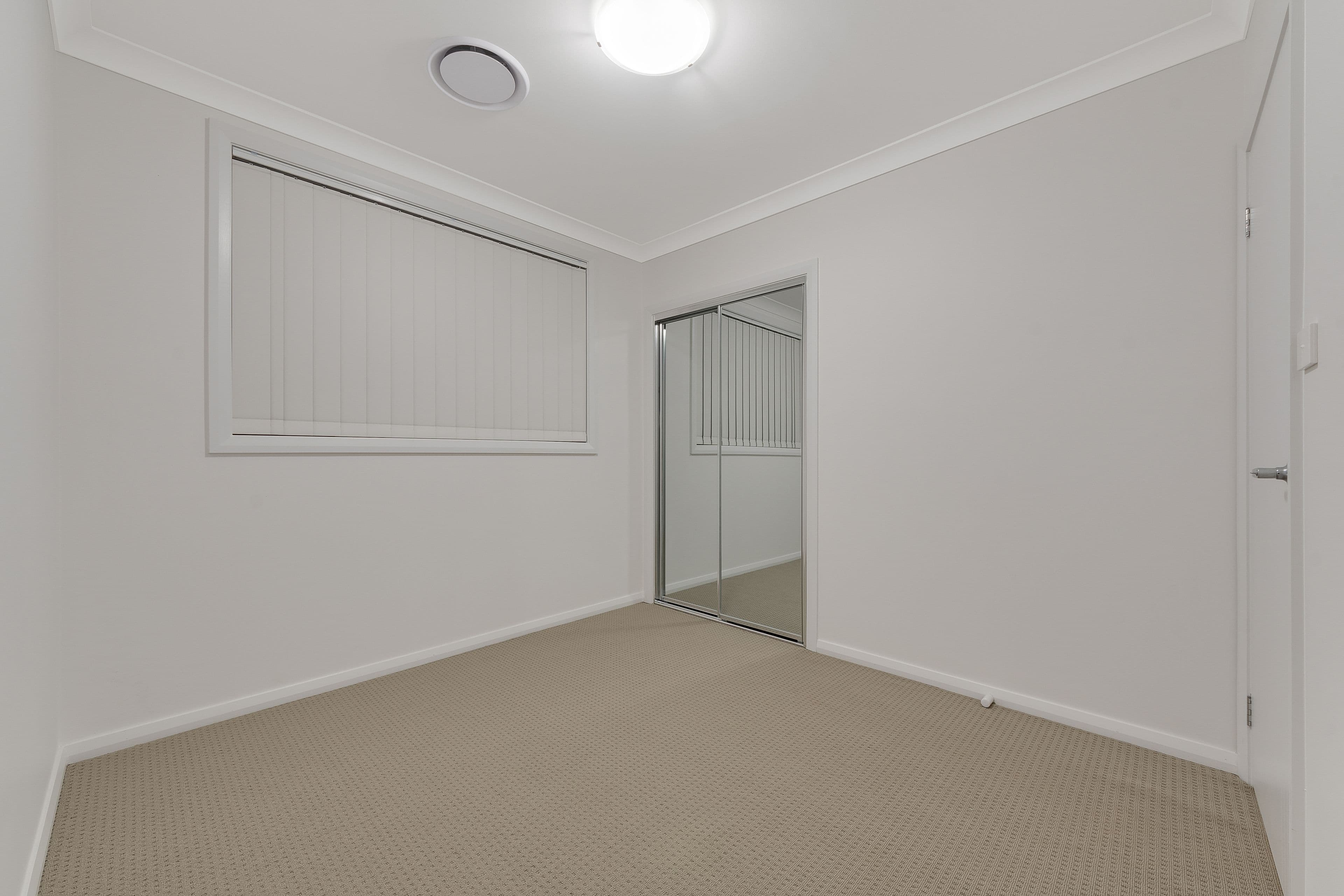 36 Brooklime Crescent, Denham Court - Thumbnail 7