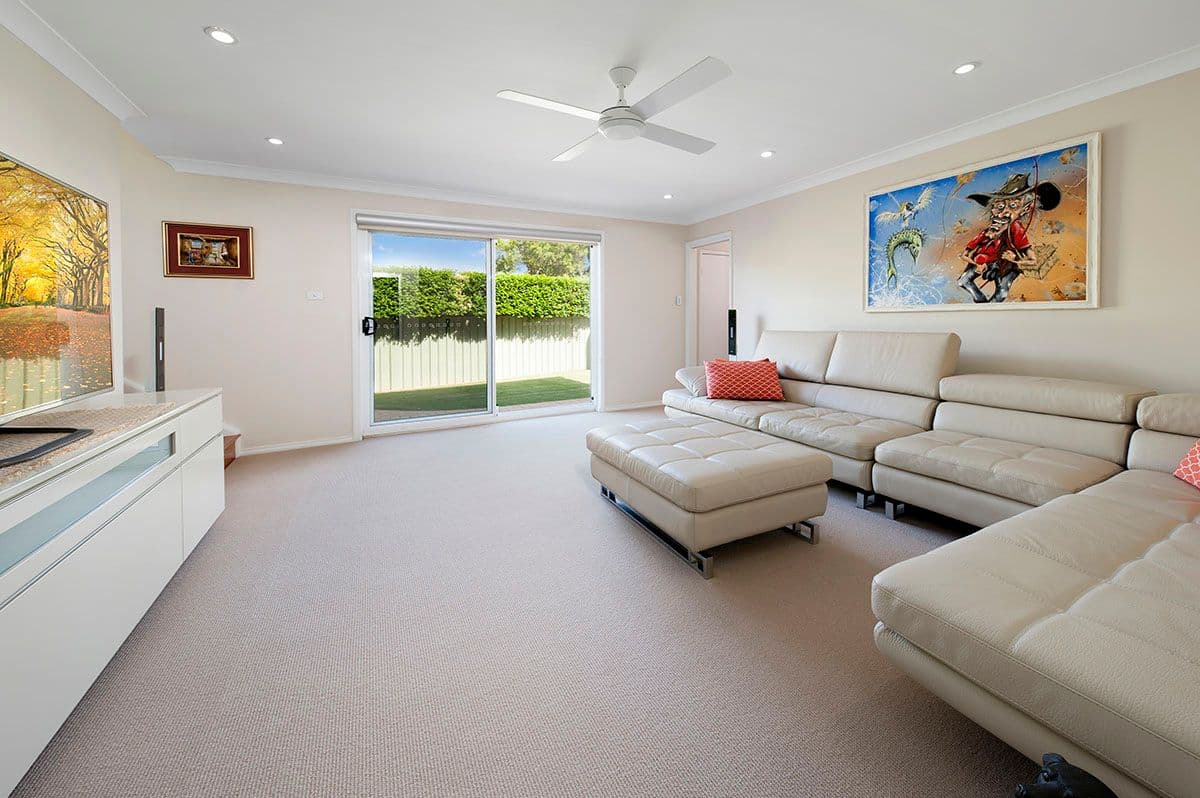 11 Treborth Place, Menai - Thumbnail 2