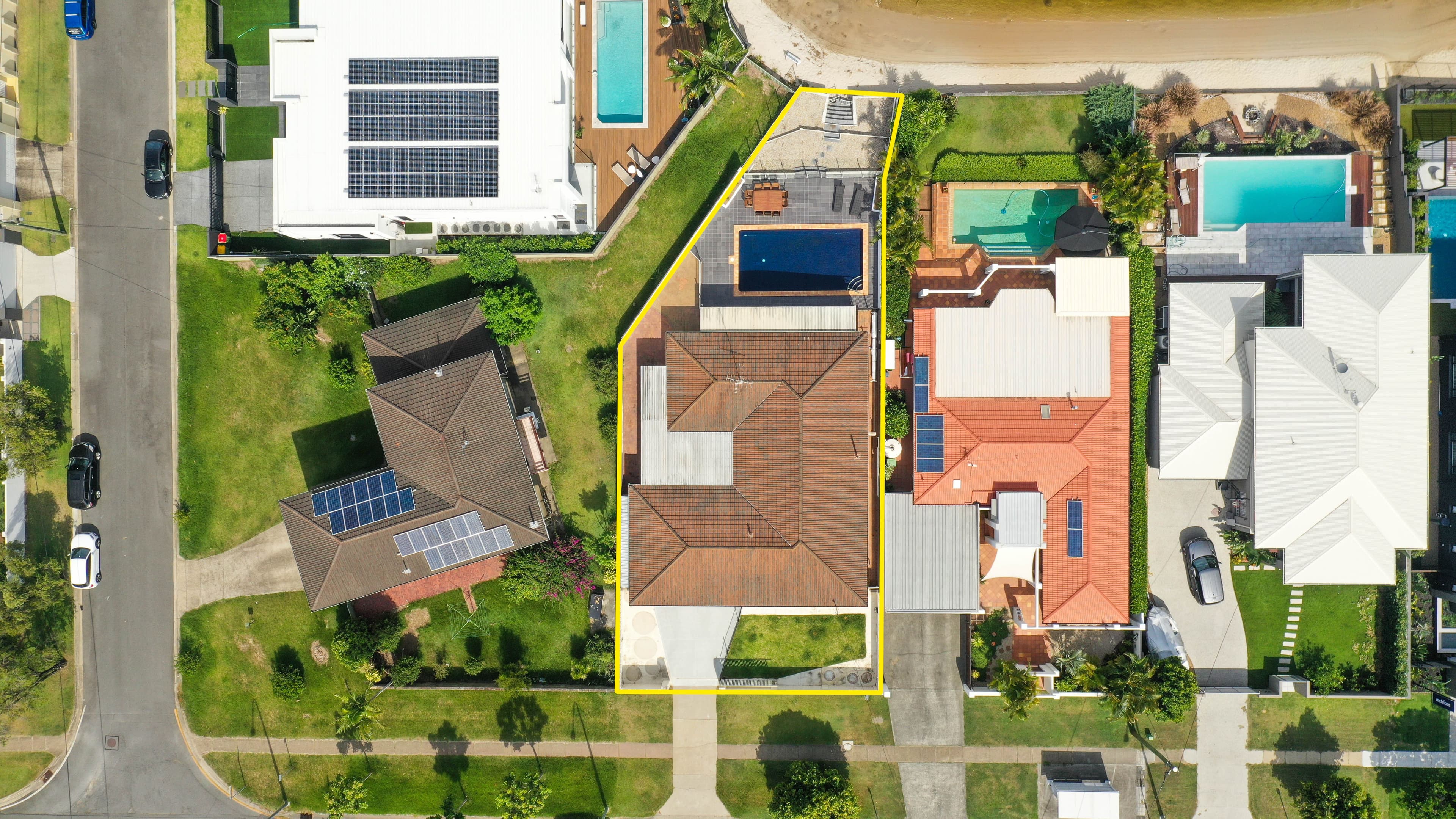 82 Rio Vista Boulevard, Broadbeach Waters QLD 4218, Broadbeach Waters - Thumbnail 4