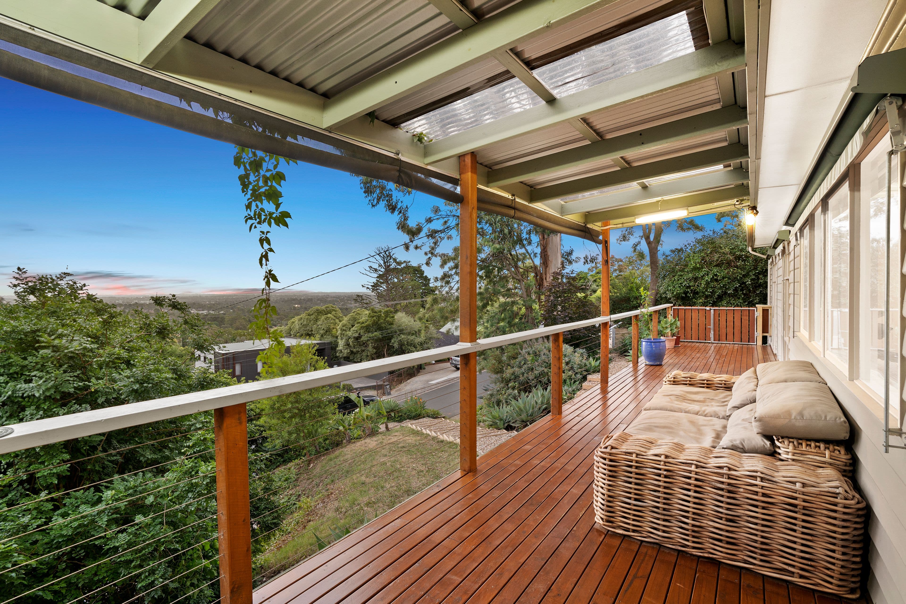 32 Clematis Avenue, Ferntree Gully VIC 3156, Ferntree Gully - Thumbnail 2
