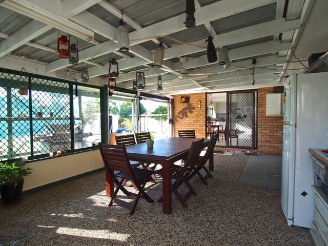 10 skiff Court, BANKSIA BEACH QLD 4507, Banksia Beach - Thumbnail 5