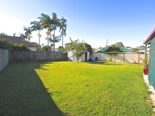 10 skiff Court, BANKSIA BEACH QLD 4507, Banksia Beach - Thumbnail 8