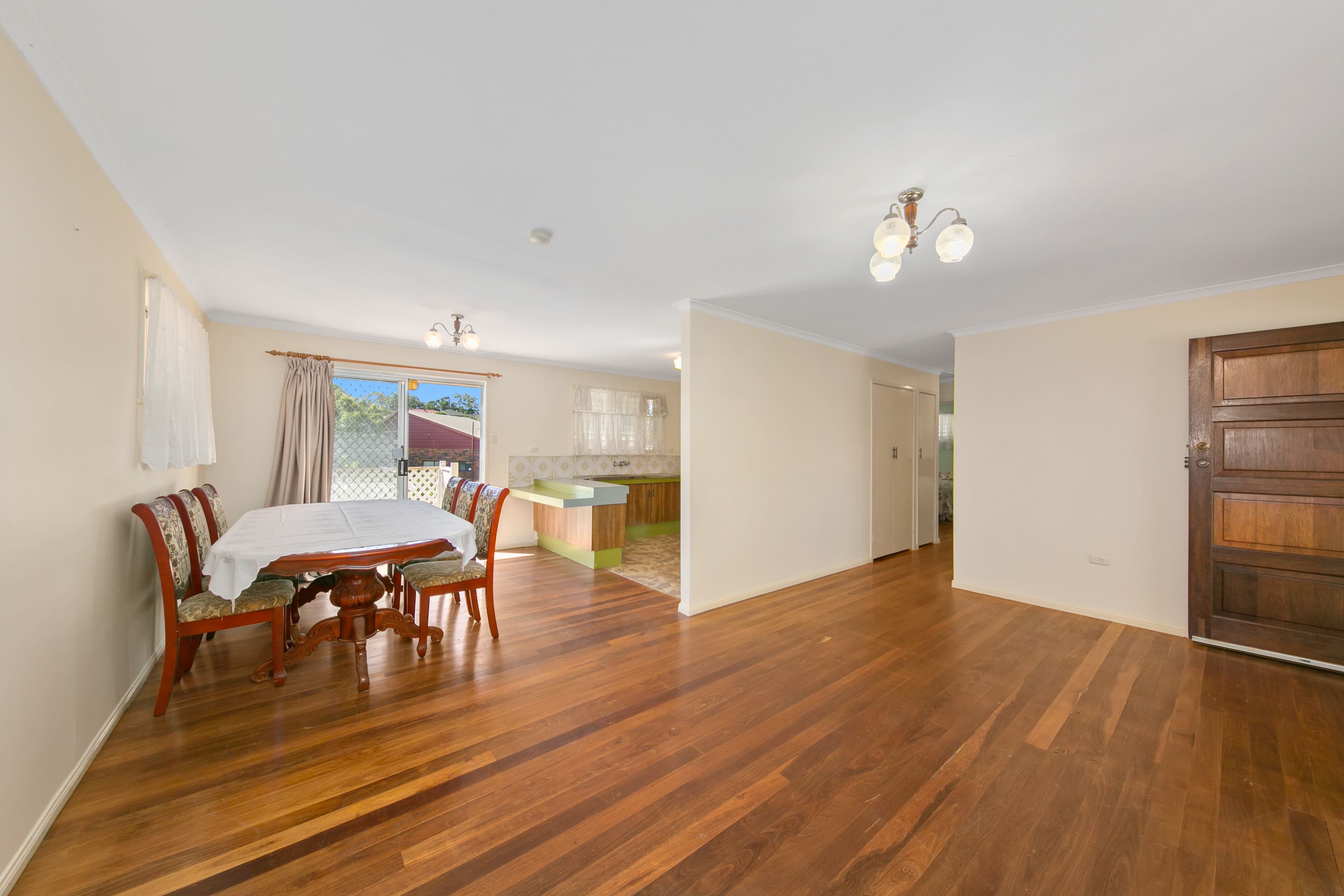 76 Griffith Road, Scarborough QLD 4020, Scarborough - Thumbnail 3