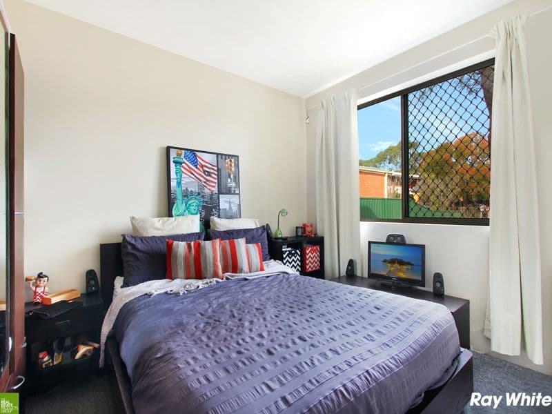 23 Prince Edward Drive, Brownsville - Thumbnail 2
