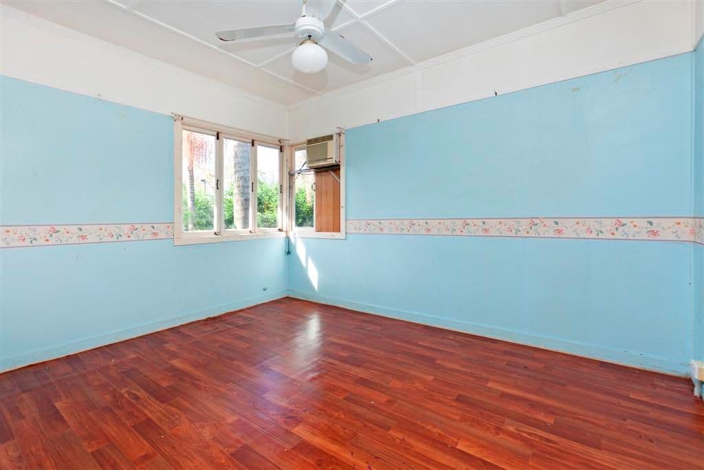 15 Monaco Street, HOLLAND PARK WEST QLD 4121, Holland Park West - Thumbnail 5