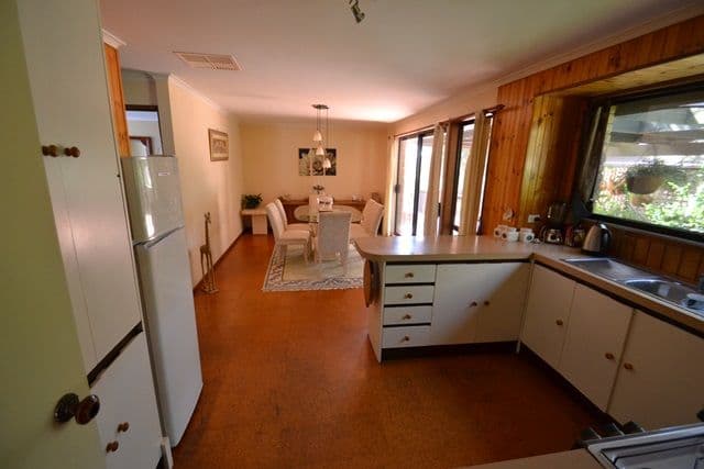 47 Delatite Road, SEYMOUR VIC 3660, Seymour - Thumbnail 5