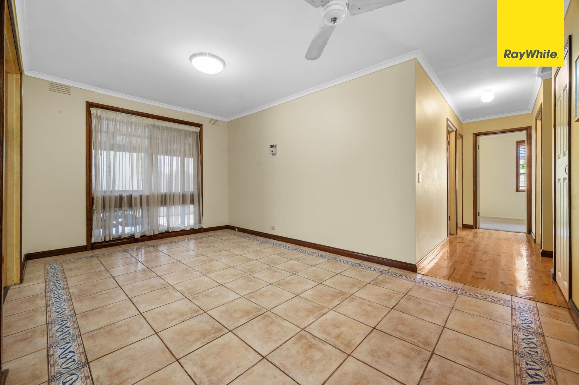 7 Orana Place, Melton West VIC 3337, Melton West - Thumbnail 2