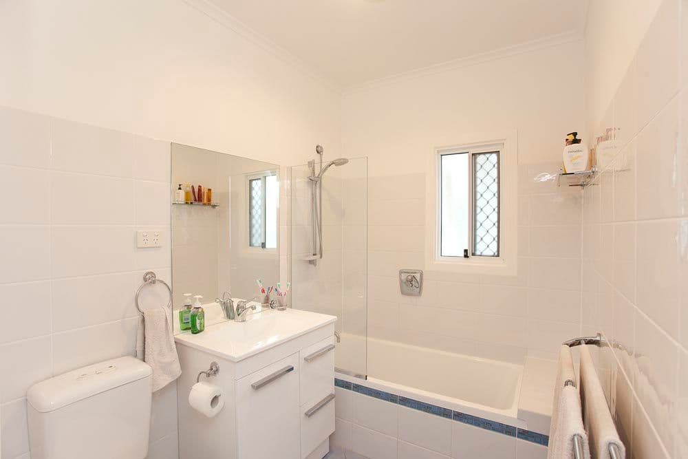 40 Brockhouse Street, UPPER MOUNT GRAVATT QLD 4122, Upper Mount Gravatt - Thumbnail 8