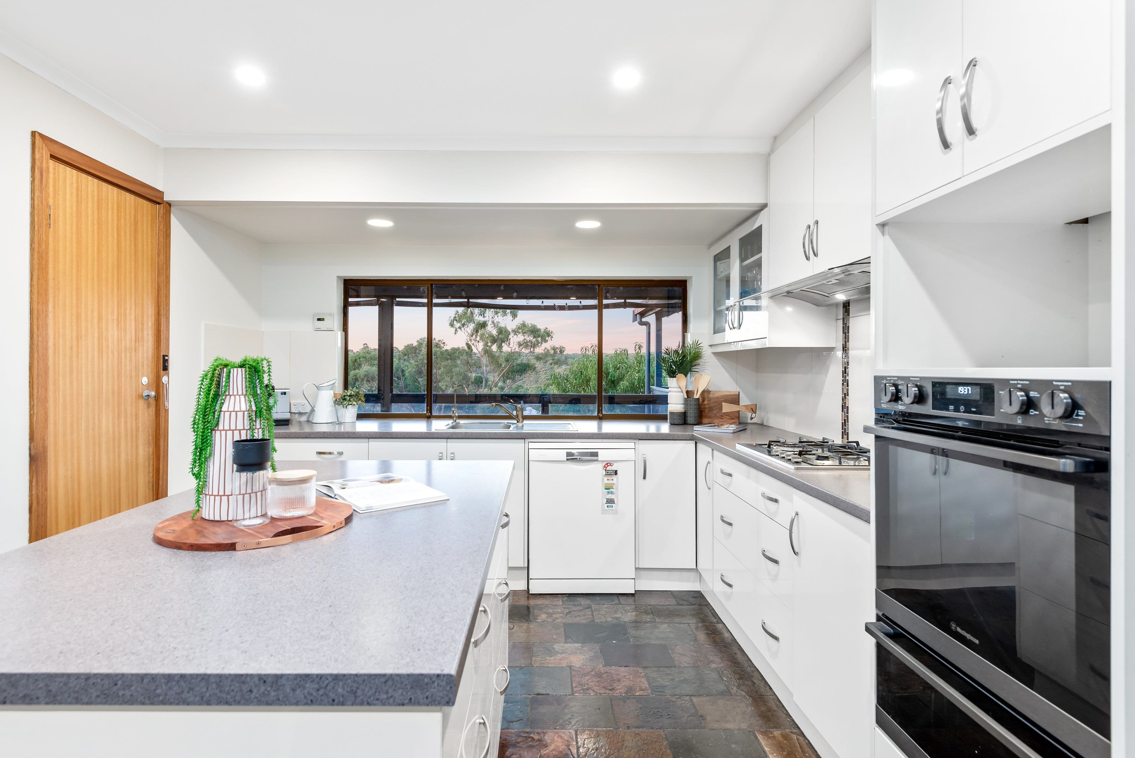 44 Vincent Boulevard, Flagstaff Hill SA 5159, Flagstaff Hill - Thumbnail 6