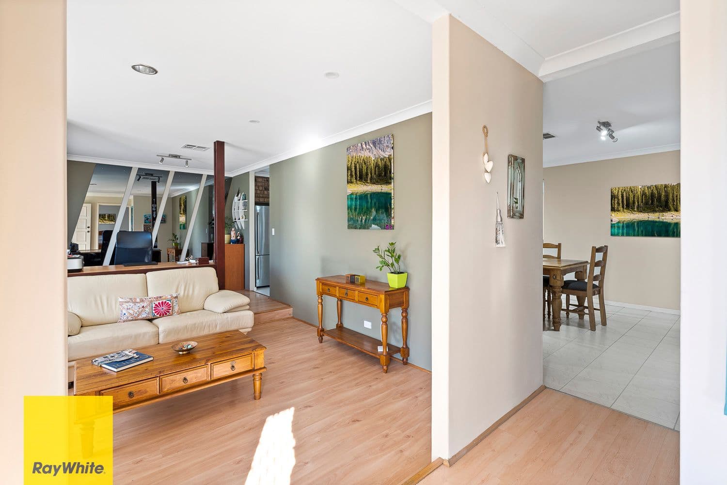 19 Highclere Boulevard, Marangaroo WA 6064, Marangaroo - Thumbnail 4