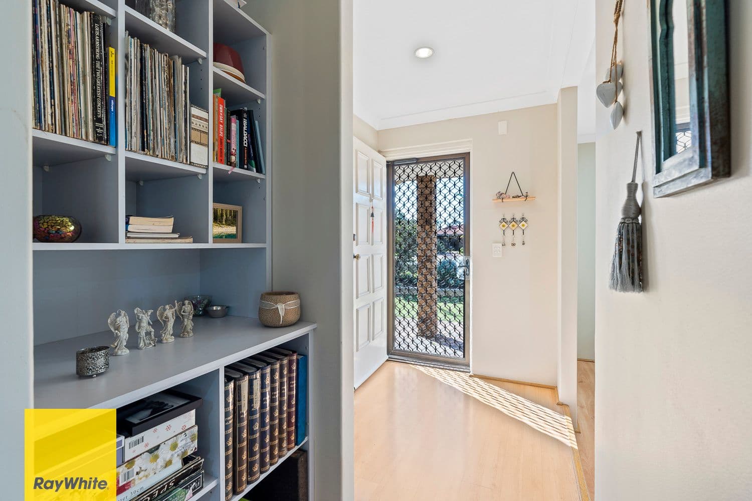 19 Highclere Boulevard, Marangaroo WA 6064, Marangaroo - Thumbnail 8