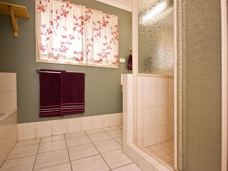 22 Rosa Court, CAMIRA QLD 4300, Camira - Thumbnail 6