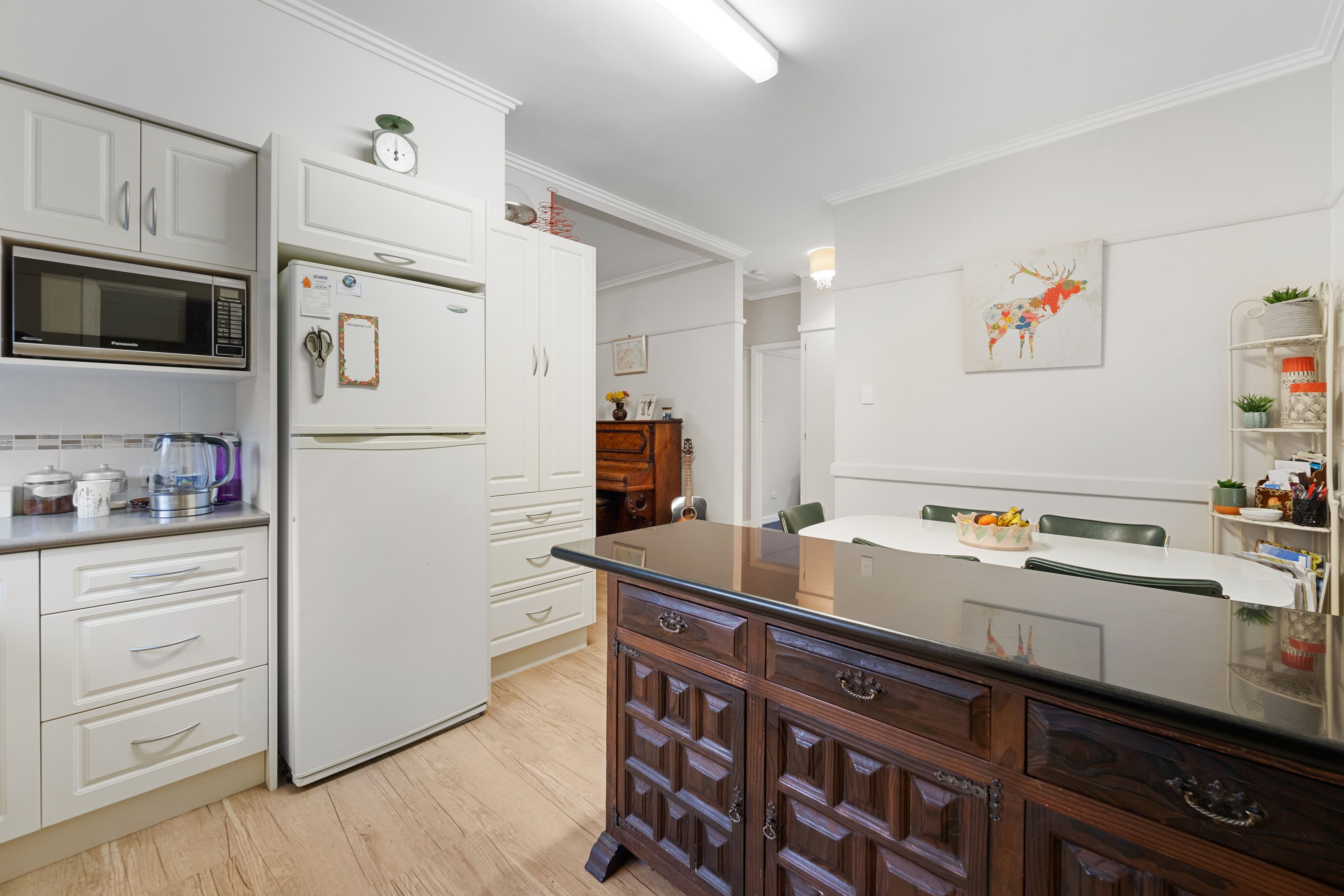 2 Macqueen Avenue, Korumburra VIC 3950, Korumburra - Thumbnail 5