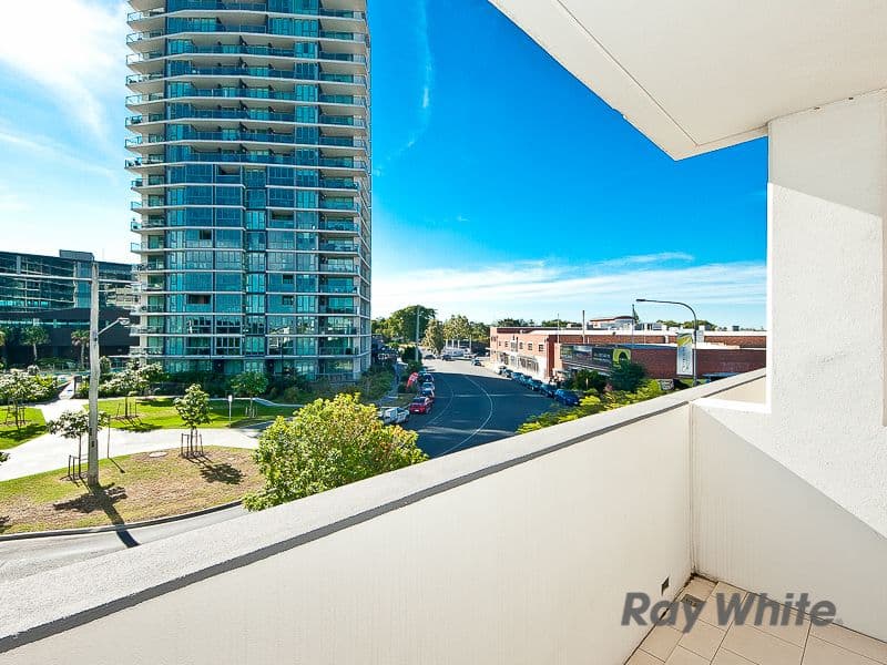 35-37 Harbour Road, HAMILTON QLD 4007, Hamilton - Thumbnail 3