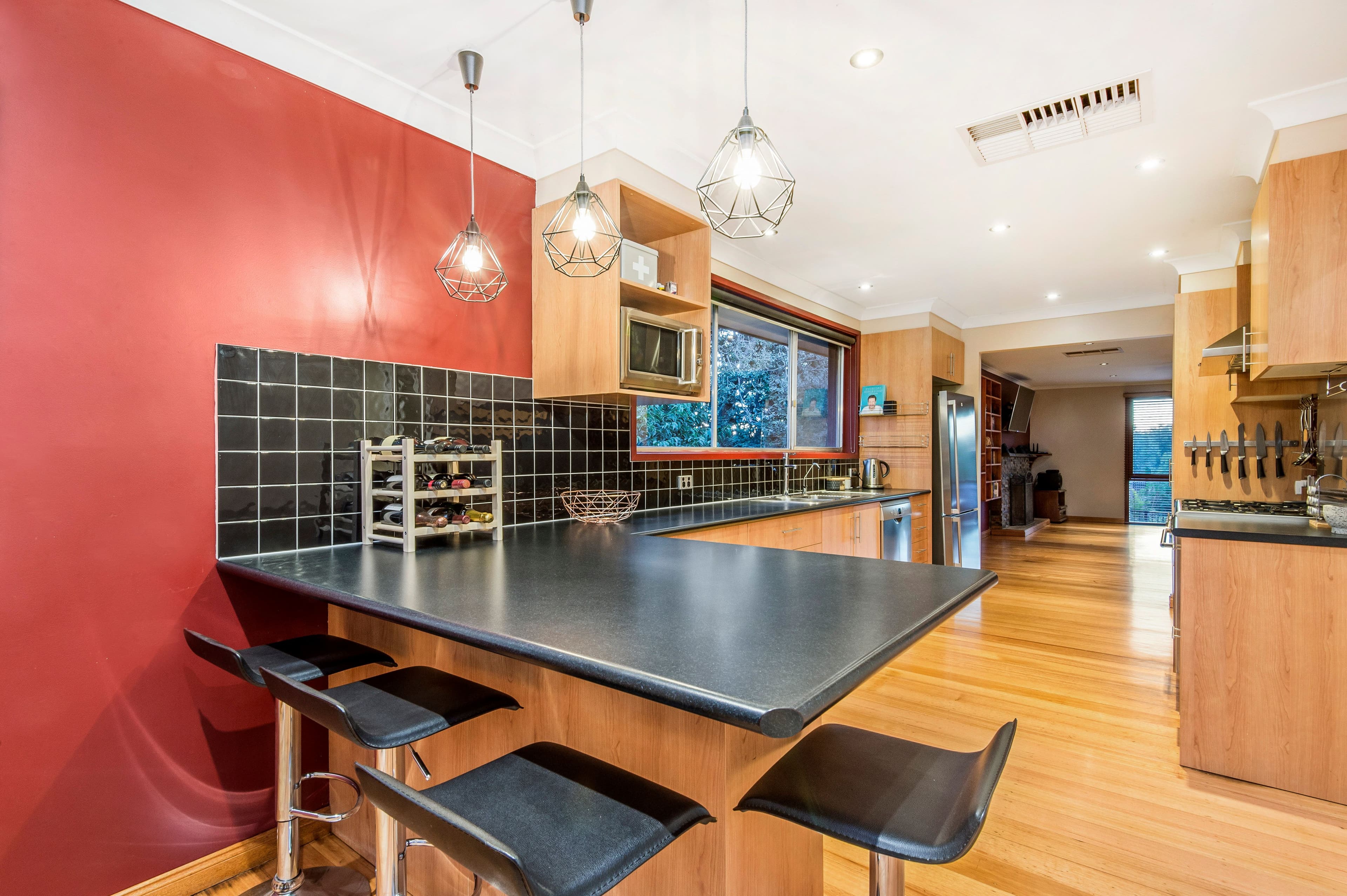 7 Iona Court, Frankston VIC 3199, Frankston - Thumbnail 3