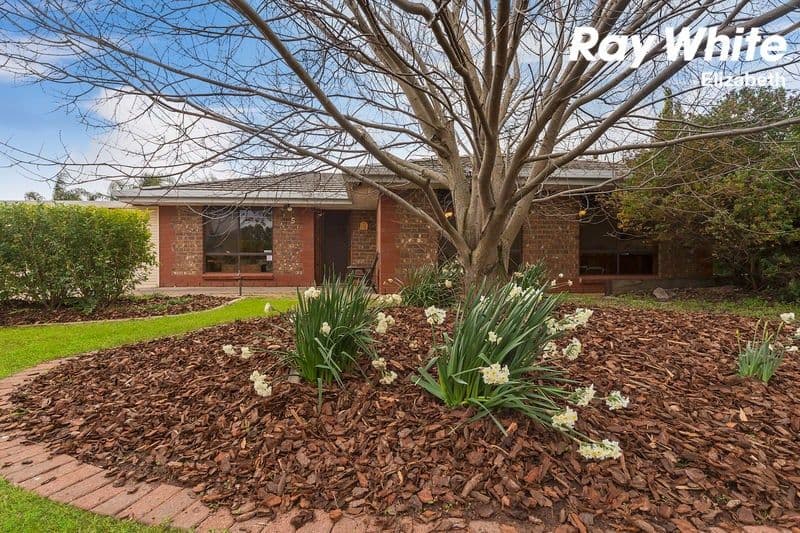 5 Red Gum Court, Craigmore SA 5114, Craigmore - Image 1