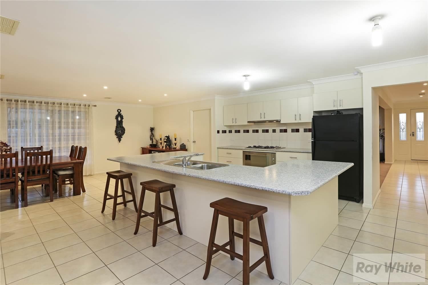 29 Browallia Drive, CORIO VIC 3214, Corio - Thumbnail 5