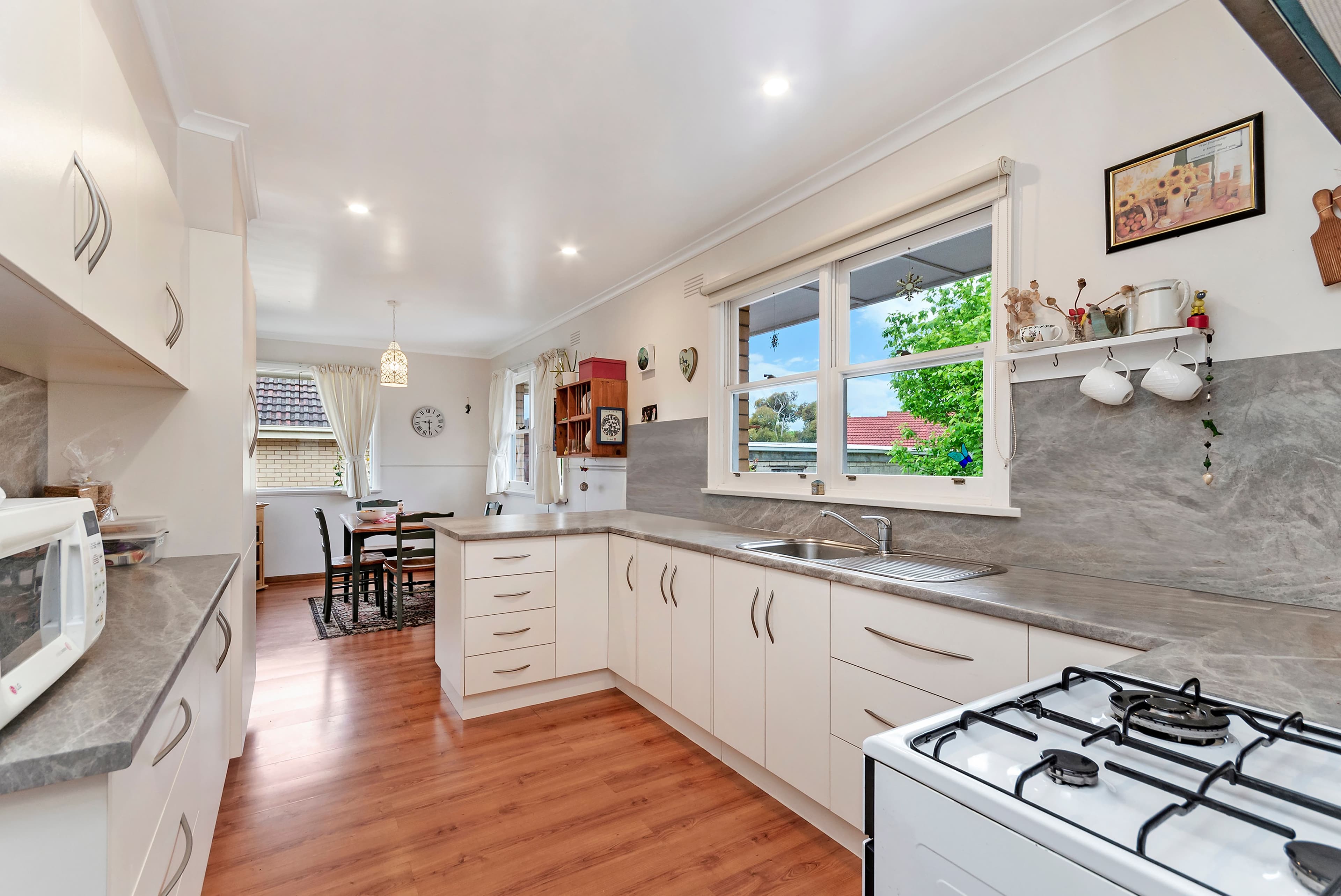 10 Westmore Street, Warrnambool VIC 3280, Warrnambool - Thumbnail 3