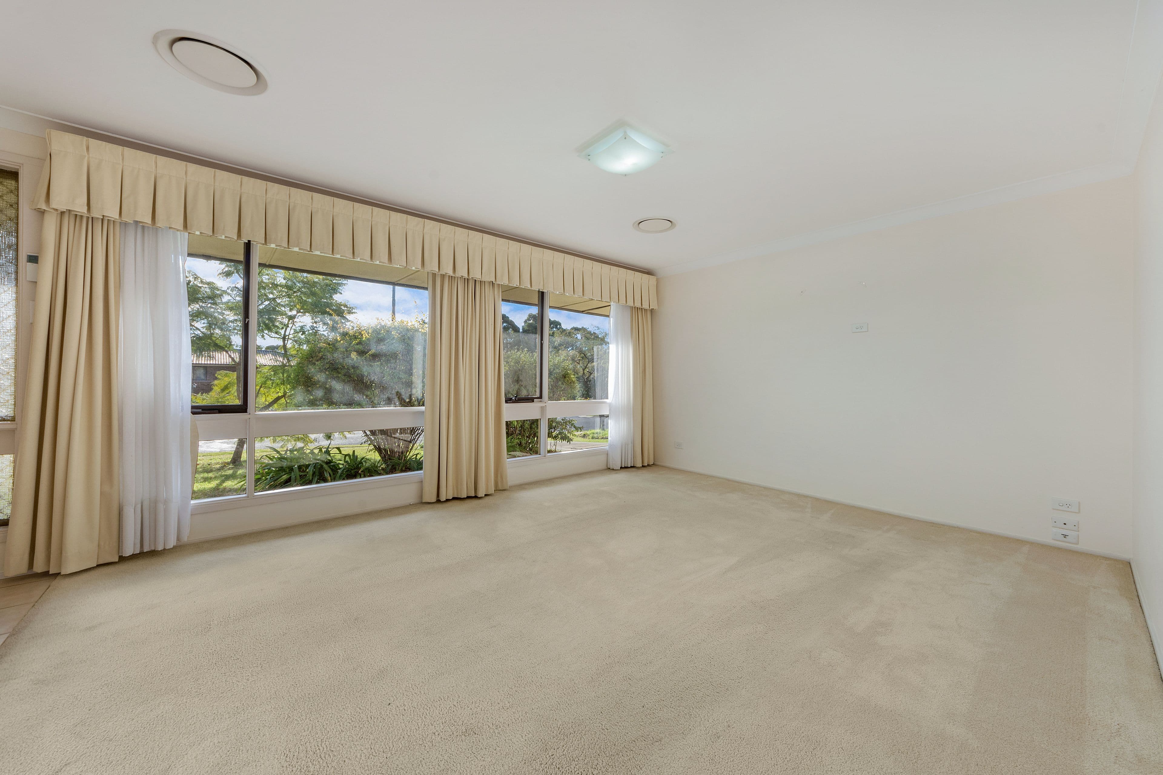 22 Bradley Street, Ingleburn - Thumbnail 2