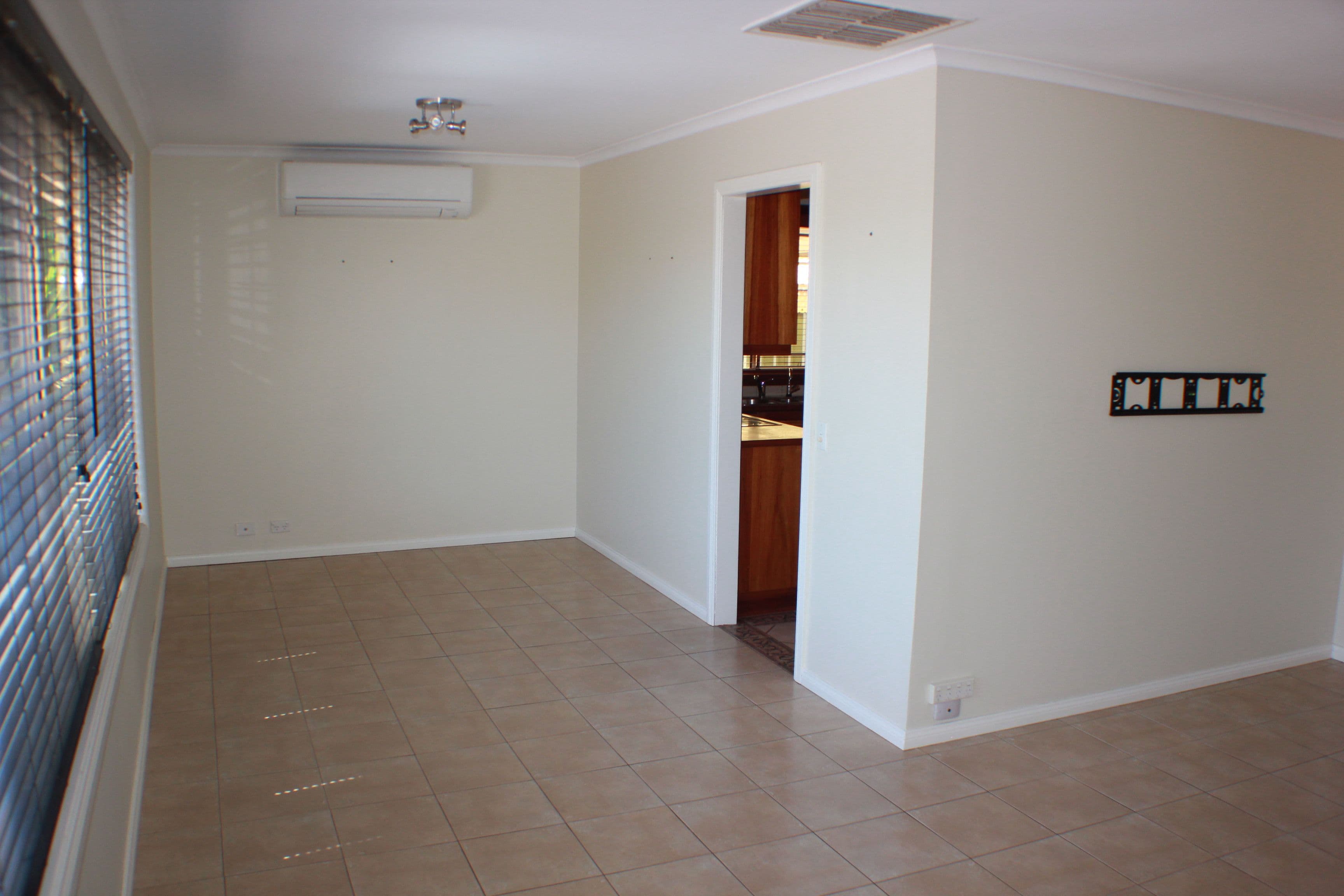 7 Wilson Street, Whyalla Playford SA 5600, Whyalla Playford - Thumbnail 5