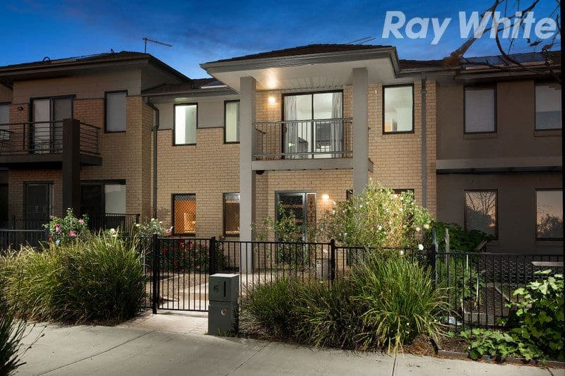 6 Saratoga Walk, Epping VIC 3076, Epping - Thumbnail 2