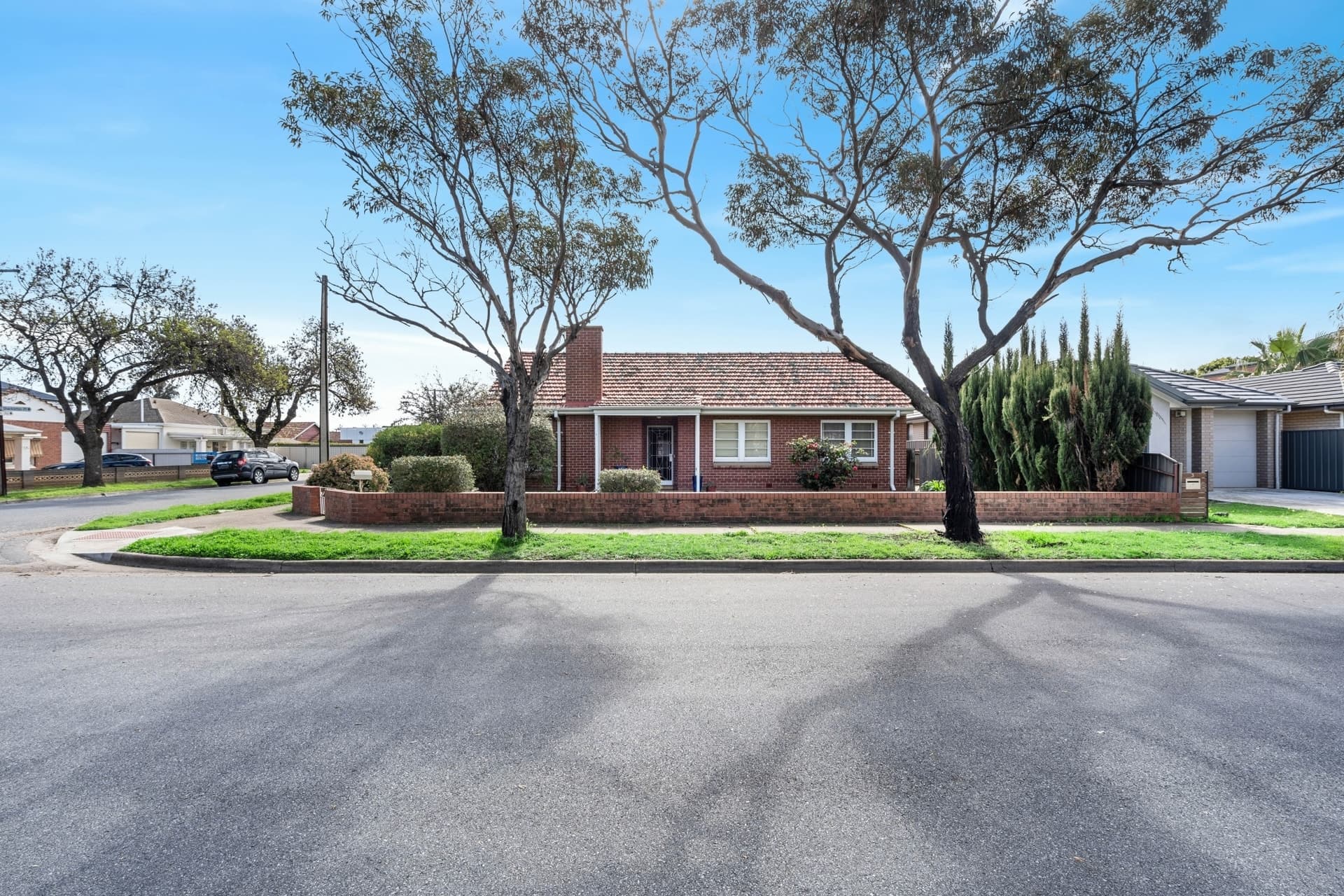 1 Shackleton Place, Flinders Park - Thumbnail 2