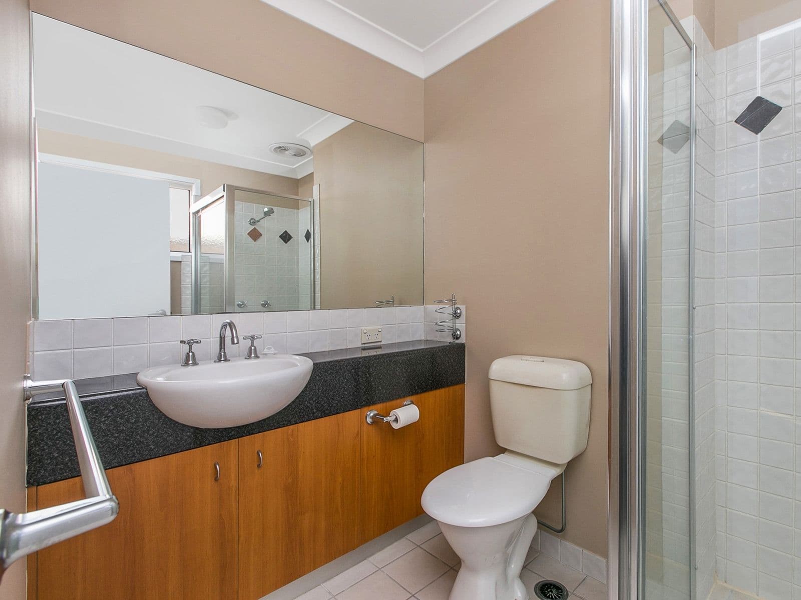 181 Riding Road, Balmoral QLD 4171, Balmoral - Thumbnail 6